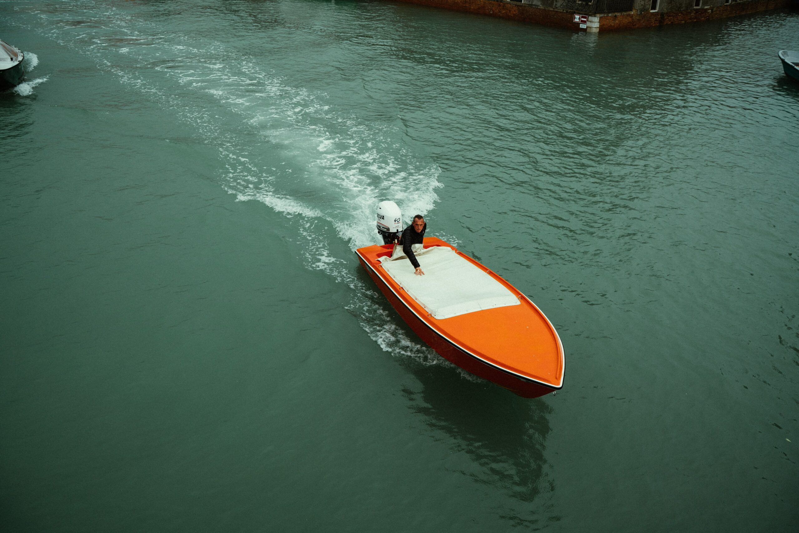 SOLUTIONS : Moteur de bateau qui ne tient pas le ralenti