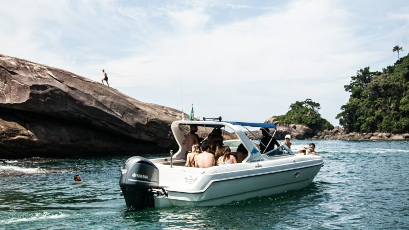 Réparer un moteur de bateau qui ne démarre pas à chaud