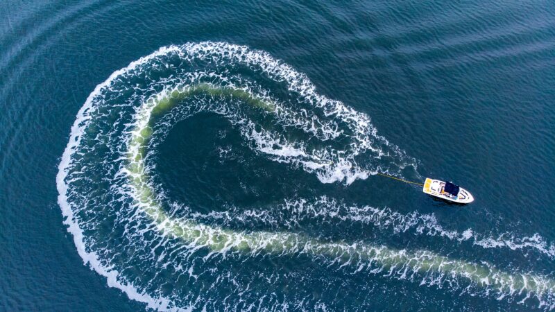 Moteur de bateau qui surchauffe: évitez la catastrophe!