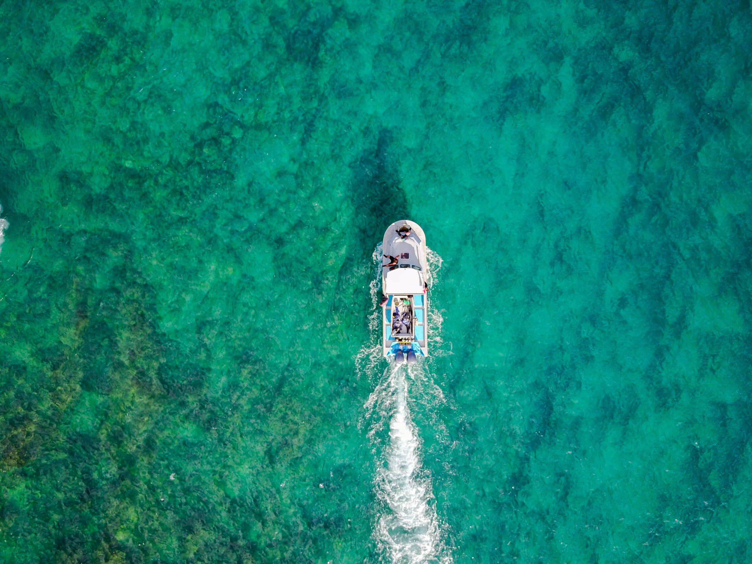 Comment réparer un moteur de bateau qui ne pisse pas ?